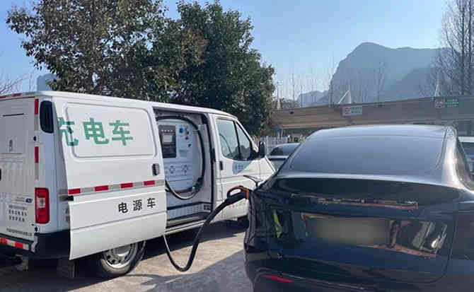 海曙区汽车搭电